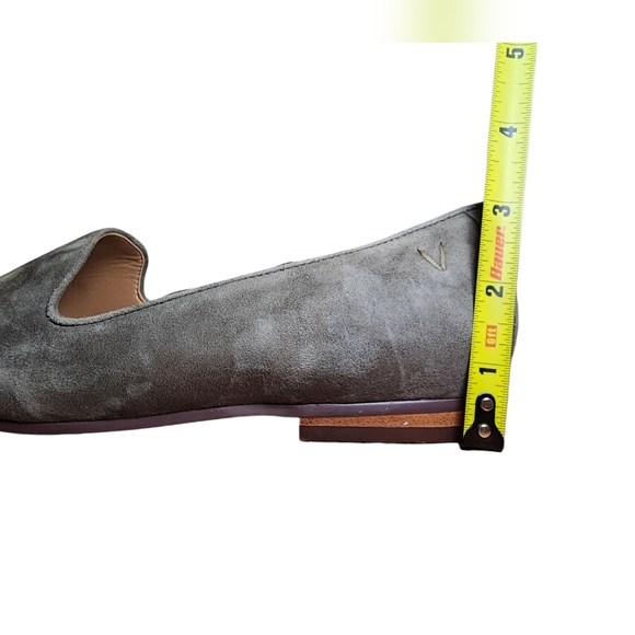 Vionic woman's suede slip ons | Size 8 - Picture 10 of 10